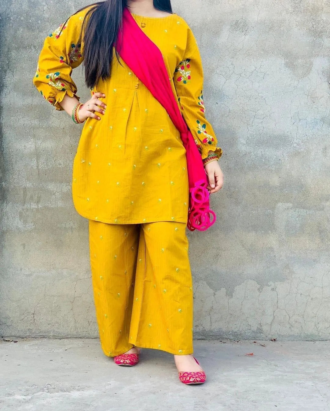 Embroidery 2pice Suit