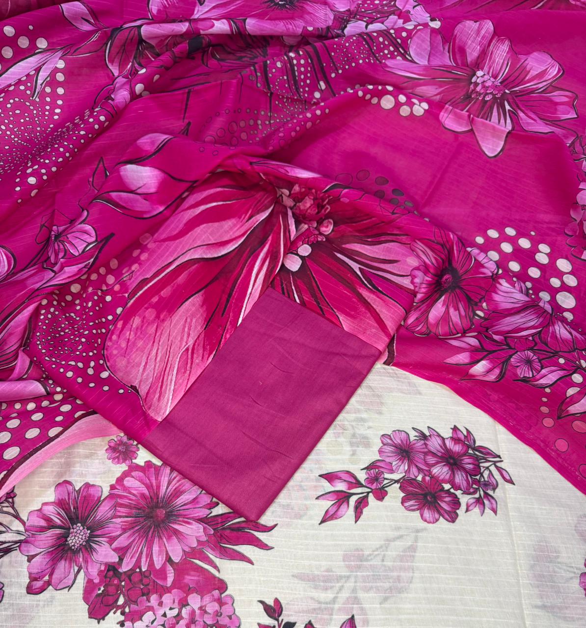 Alkaram Deoria Printed Lawn 3Pice